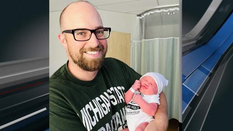 Zoe already says her dad is the best, and she has the onesie to prove it.