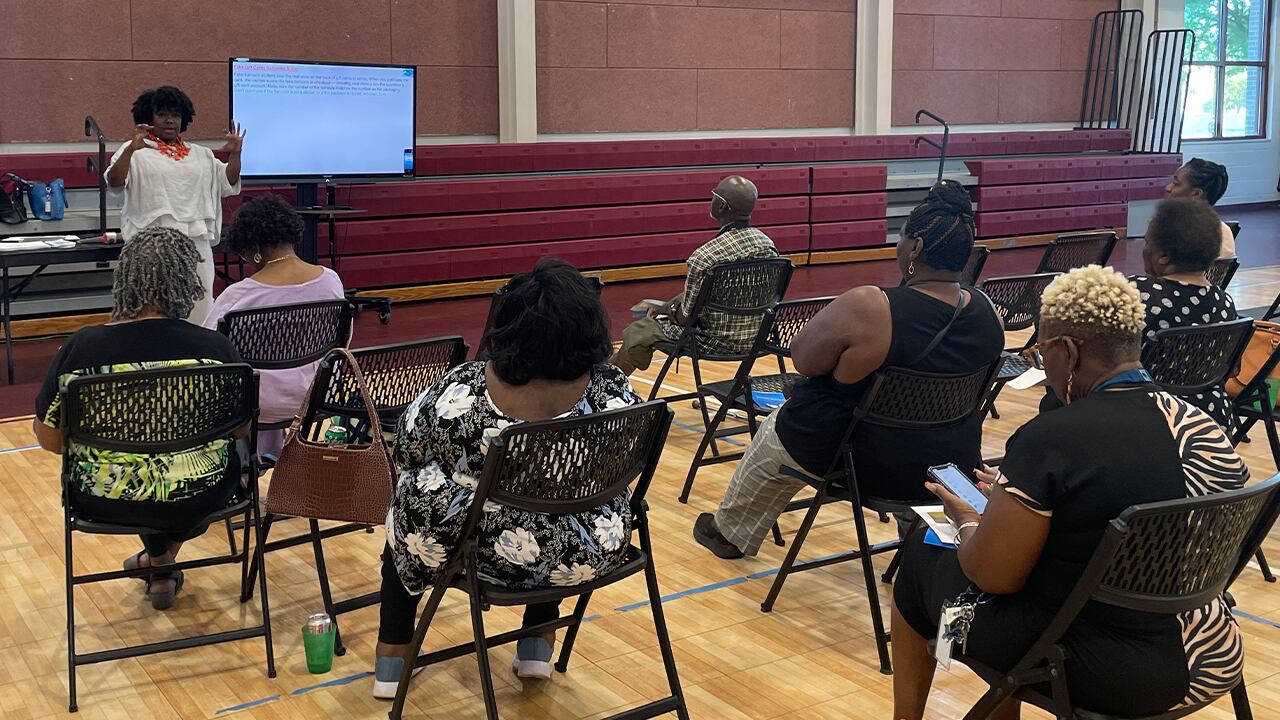 City of Charleston hosts workshop to educate community on scams - Vimarsana News